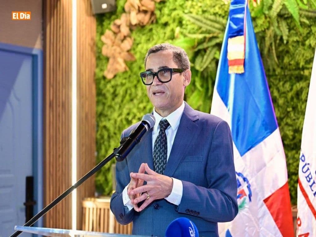 Ministro de Hacienda defiende aumento de impuestos a bancas de apuestas