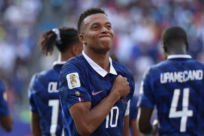 Francia vence a Marruecos y avanza a semifinales del Mundial