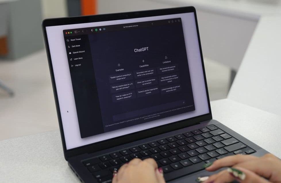 Estudio revela relación entre uso de IA y procrastinación en universitarios dominicanos