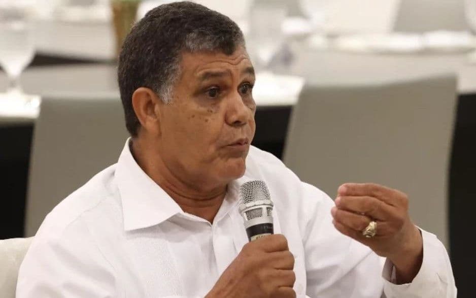 Regidores de Santo Domingo Oeste rechazan permiso de viaje prolongado para alcalde Francisco Peña