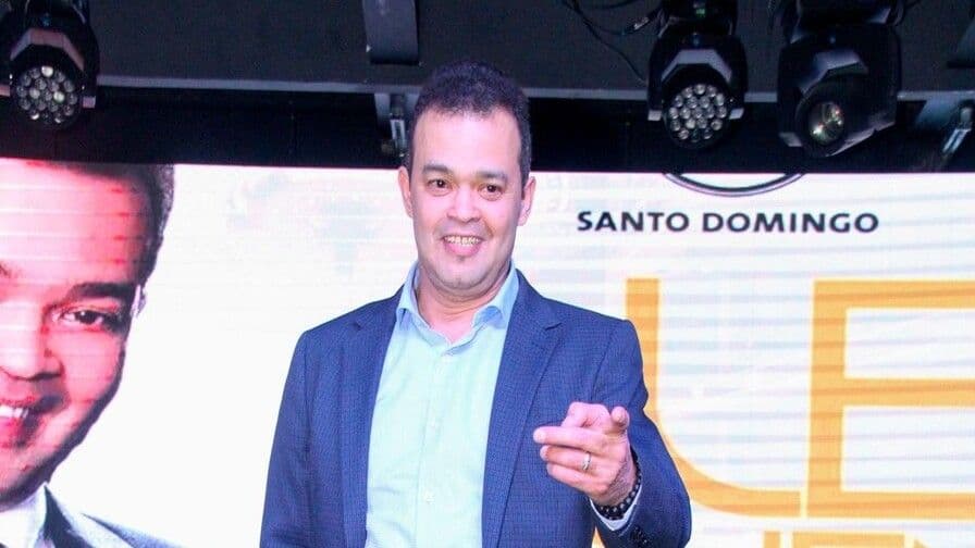 Último adiós a Alex Bueno en República Dominicana
