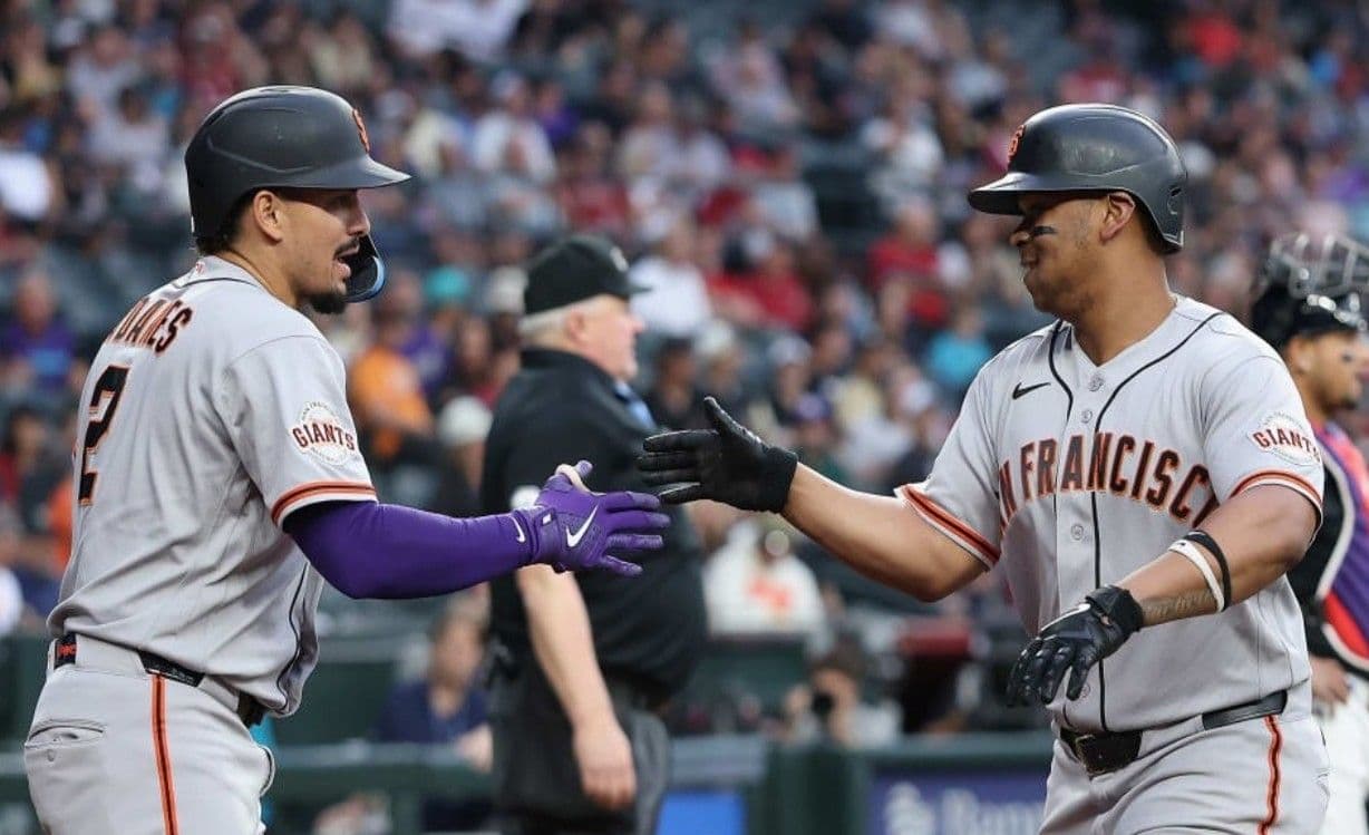 Gigantes de San Francisco dispuestos a negociar a Devers y Adames