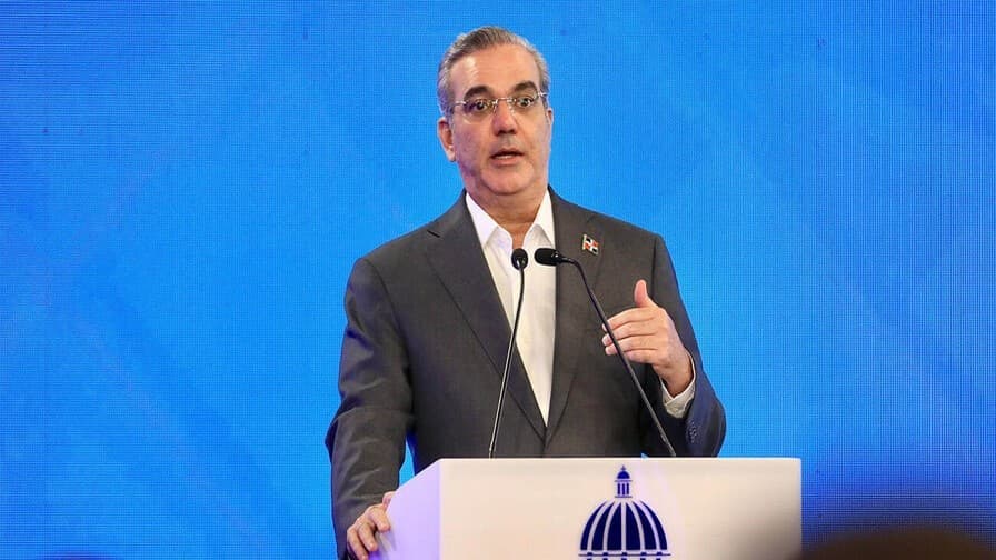 Abinader habla con Delcy y se solidariza por sismo en Venezuela