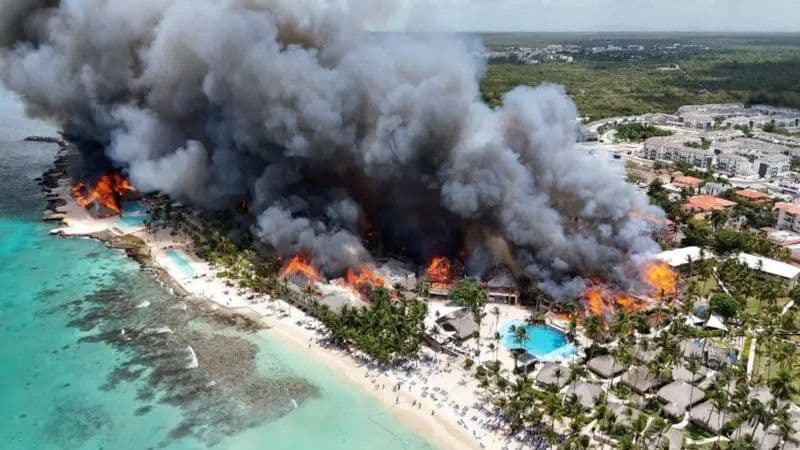 Incendio en hotel de Bayahibe deja una turista fallecida y 1,700 evacuados