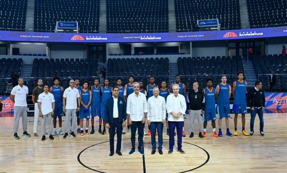 Presidente Abinader inaugura la remodelada Arena Banreservas Virgilio Travieso Soto