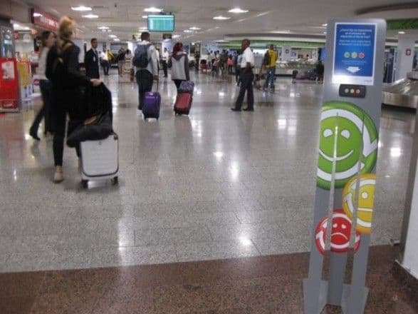 Aerodom realiza mantenimiento en correas de equipaje del AILA
