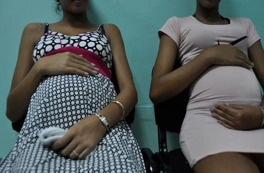 Disminución del embarazo adolescente en República Dominicana en el primer trimestre