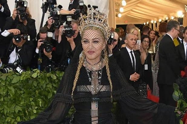 Madonna alcanza el número 1 en Billboard con 'Confessions II'
