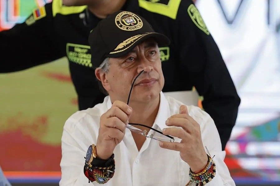 Gustavo Petro confirma entrega de poder en Colombia pese a no reconocer a sucesor
