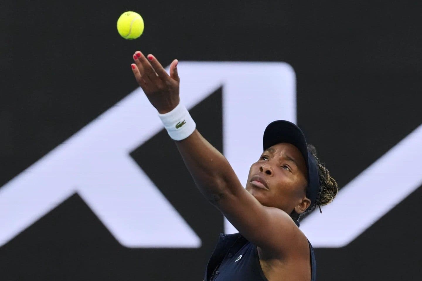 Venus Williams cae en primera ronda en Bad Homburg