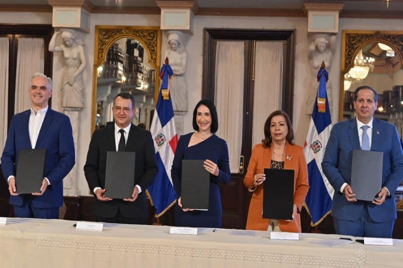 JCE y 16 instituciones renuevan acuerdo para fortalecer el Registro Civil