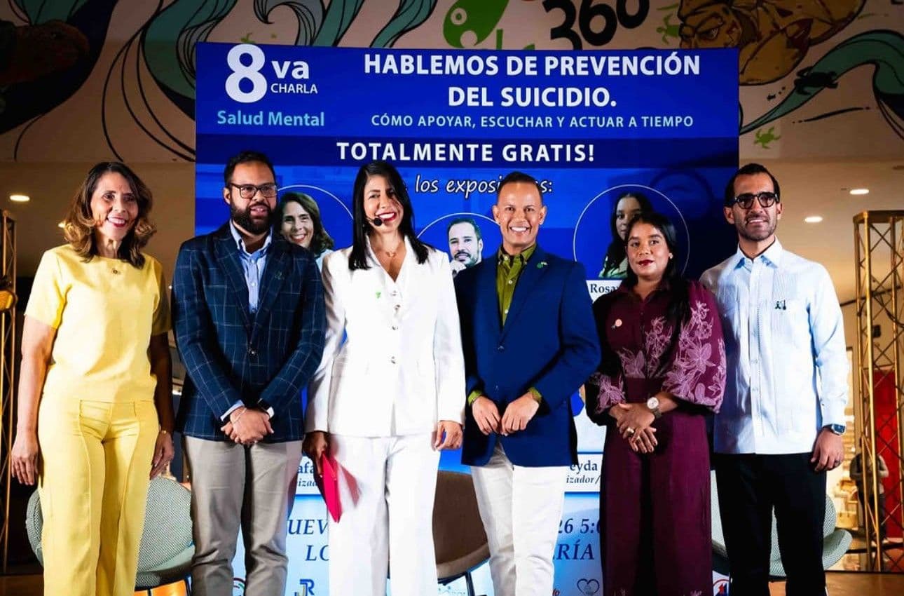 Realizan 8.ª Charla de Salud Mental en Santo Domingo para prevenir el suicidio