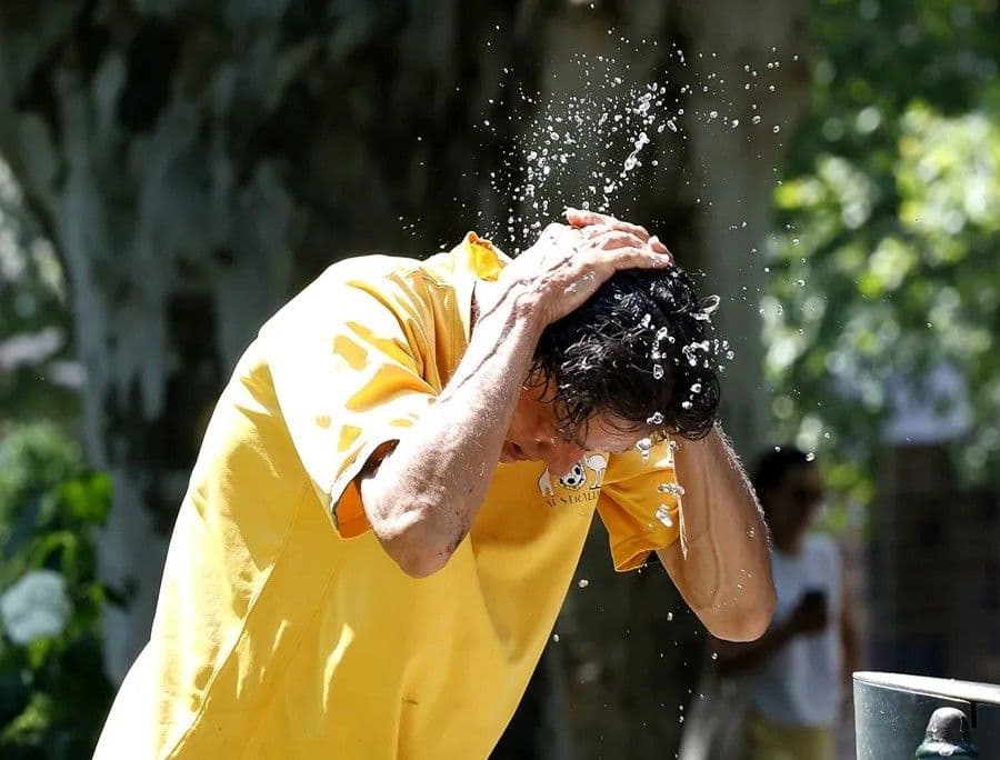 Europa central enfrenta ola de calor extremo antes de alivio climático