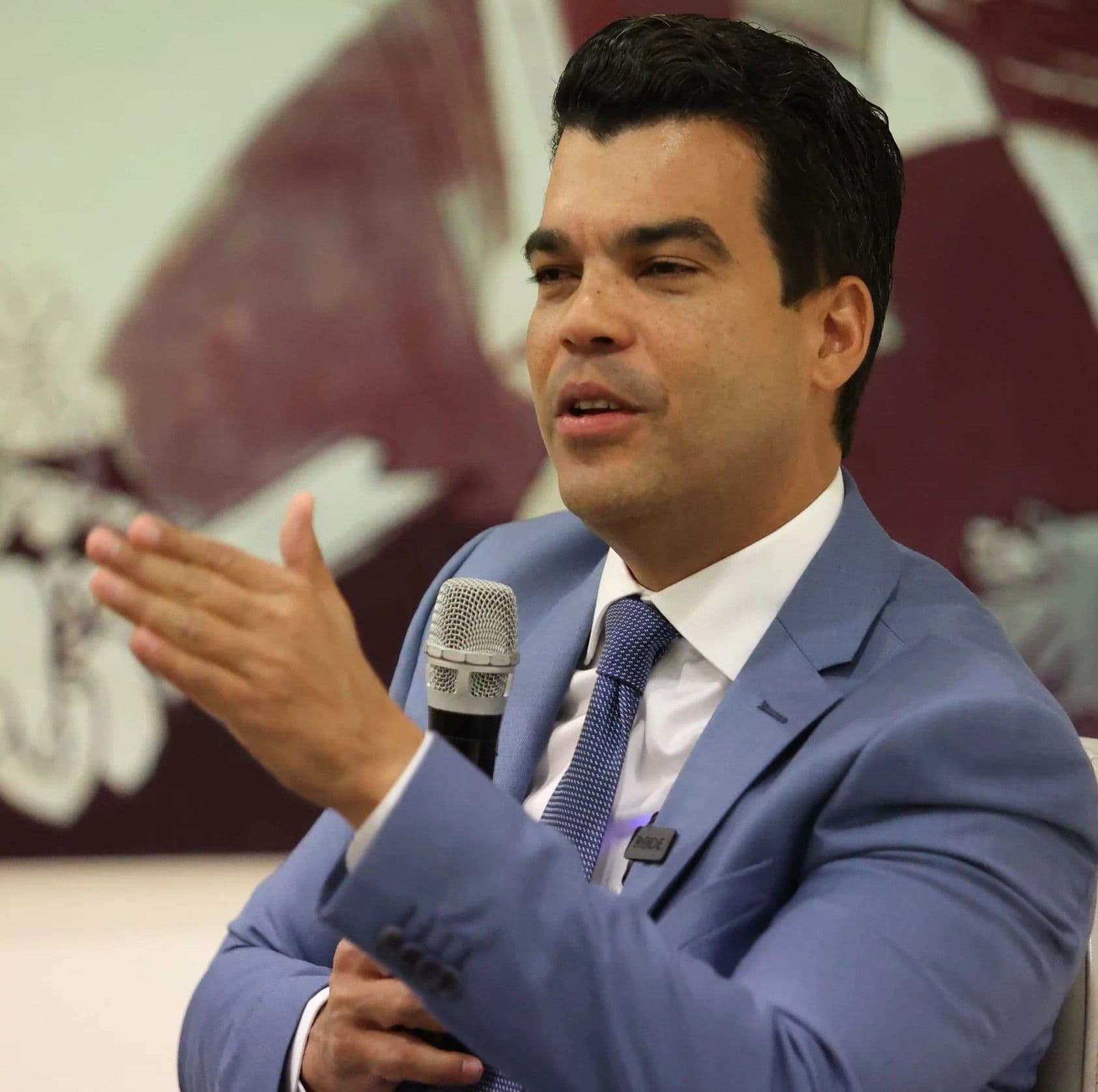 Presidente Abinader se reúne con el nuevo rector de la UASD