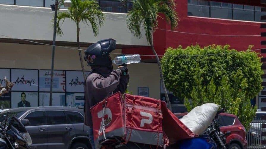 Vaguada y onda tropical provocarán lluvias y calor en República Dominicana