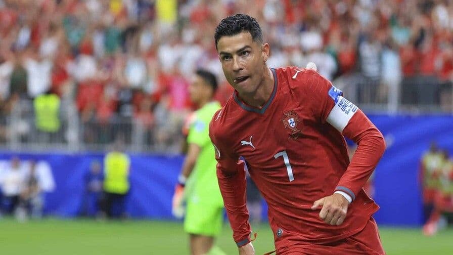 Cristiano Ronaldo hace historia al anotar en seis mundiales