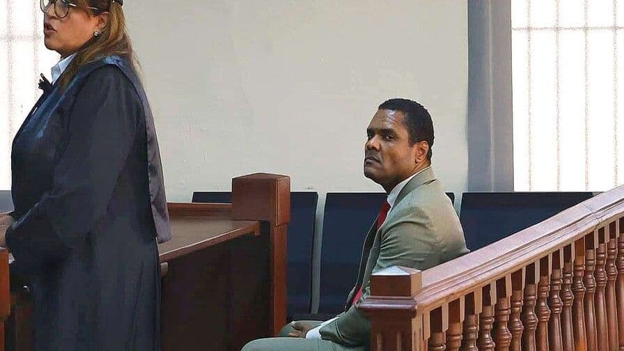 Violador de hijastra condenado a 20 años está en libertad
