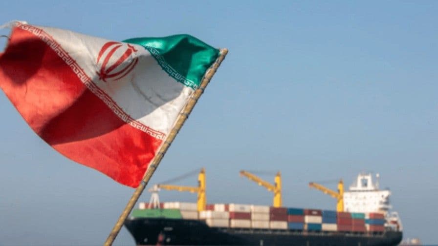 Irán cierra el estrecho de Ormuz tras bombardeos