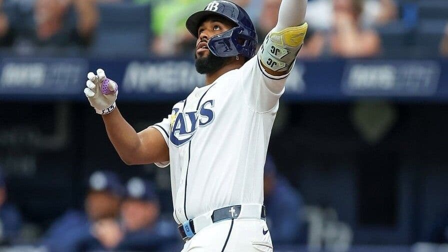 Junior Caminero tiene su primer juego de tres jonrones