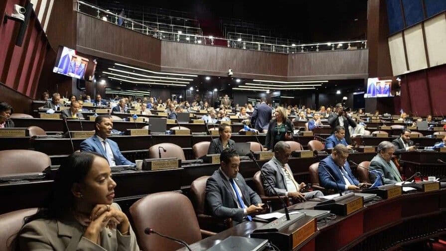 Diputados aceleran aprobación de la reforma policial
