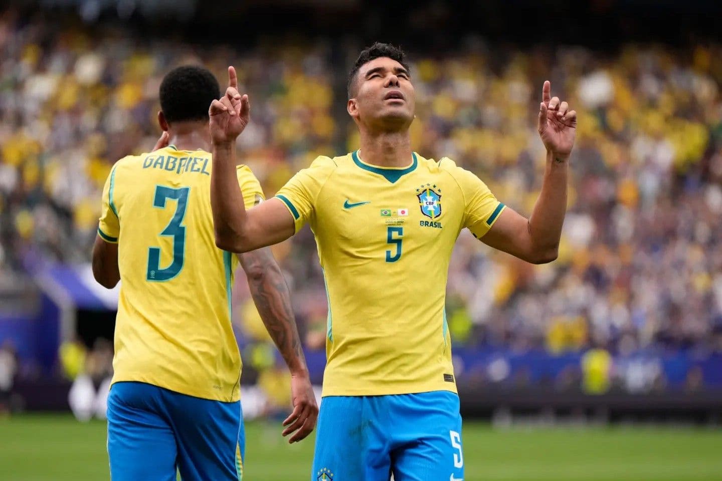 Brasil vence a Japón 2-1 en la Copa del Mundo