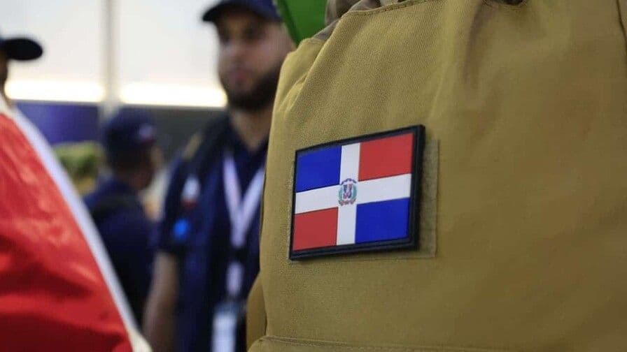 Médicos dominicanos brindan asistencia en Venezuela tras terremotos