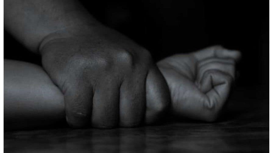 Arresto de tres hombres por presunta violación grupal en San Pedro de Macorís