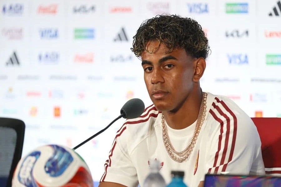 Lamine Yamal destaca el papel integrador del fútbol